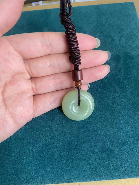 Gesper Perdamaian Kecil Giok Baru: Sederhana dan elegan, indah dipakai, sudah termasuk ongkos kirim dan pajak.