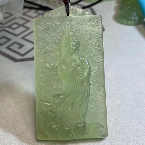 Bunga Teratai Giok Halus Guanyin Dua Sisi Ukuran 77 * 40.3 * 10mm Termasuk ongkos kirim dan pajak.