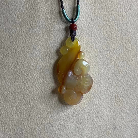 Bunga Giok Cui Giok Giok Liontin Giok Ruyi Ukuran 47 * 24mm Sudah termasuk ongkos kirim dan pajak.
