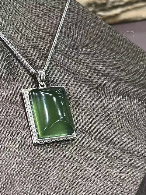 Kalung Tatahan Perak Gula Kuba Ukuran 15 * 20mm Sudah termasuk pajak pengiriman.