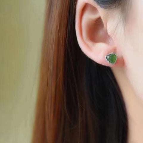 Anting-anting Jasper 925 hias perak Ukuran 8 * 8mm Giok halus dan hangat, sederhana dan modis, sudah termasuk pajak pengiriman