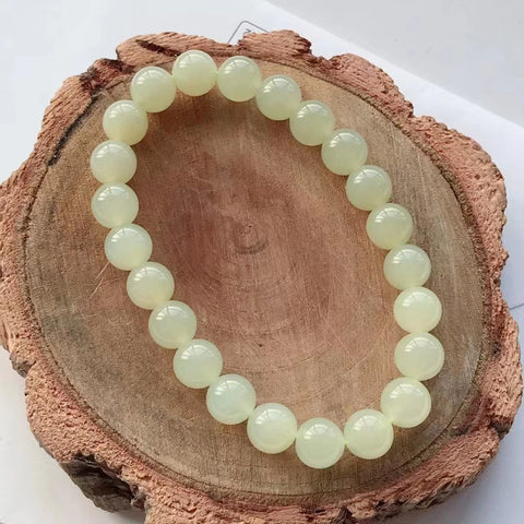 Hetian Jade Clear Sailor's String Ukuran 8mm Giok bersih, halus dan hangat Termasuk ongkos kirim dan pajak.