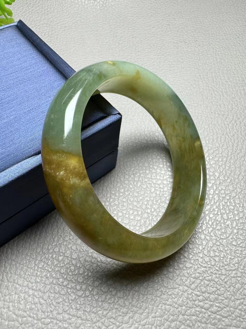 Gelang Giok Giok Cui Giok Batu Giok Gelang Giok halus dan hangat Ukuran 54.5 * 11.8mm Giok terjadi secara alami Pola bunga acak Termasuk pengiriman dan pajak