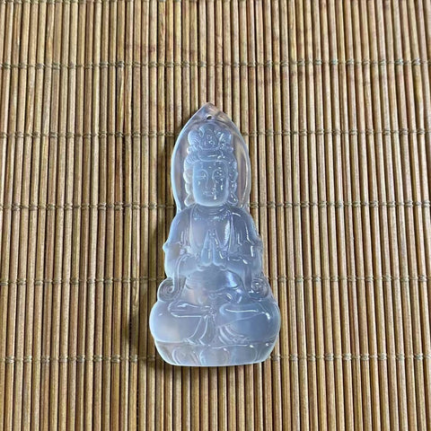 Liontin Guanyin Zaman Es Giok Cui Giok Alami Ukuran 53 * 25mm Sudah termasuk pajak pengiriman.