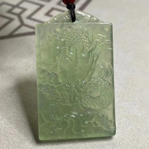 Liontin Batu Giok Cui Jade Ice Green Zodiac Dragon Ukuran 55 * 33mm Sudah termasuk pajak pengiriman