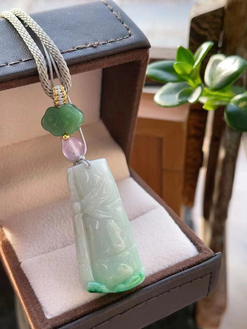 Liontin Bambu Jadeite a-barang-barang alami Tekstur hangat Ukuran 40 * 19,2 Tebal 9mm Sudah termasuk pajak pengiriman