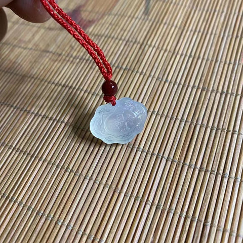 Liontin Kunci Umur Panjang Giok Cui Jade Alami Ukuran Penuh dan bulat 19 * 15mm Pajak pengiriman sudah termasuk Barang