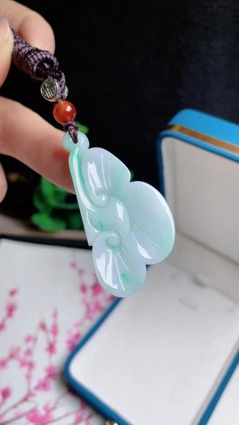 Liontin Batu Giok Ruyi Bahan Pit Tua Ukuran 4.5 * 2.2mm Termasuk Pajak Pengiriman