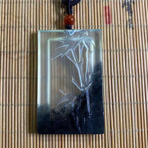 Liontin Tinta Tembus Es Giok Cui Jade Alami Ukuran 57.1 * 35.7mm Sudah termasuk pajak pengiriman.