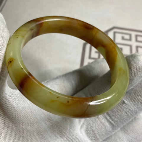 Gelang Giok Batu Giok Bunga Cui Giok Alami Ukuran 61-63mm Lebar Sisi 13.5mm Batu giok terbentuk secara alami dan polanya acak Sudah termasuk pajak pengiriman.