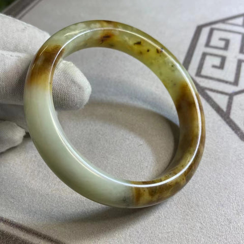 Gelang Giok Batu Giok Bunga Cui Giok Alami Ukuran 58-60mm Lebar Sisi 12.6mm Batu giok semuanya muncul secara alami dan polanya acak Sudah termasuk ongkos kirim dan pajak.