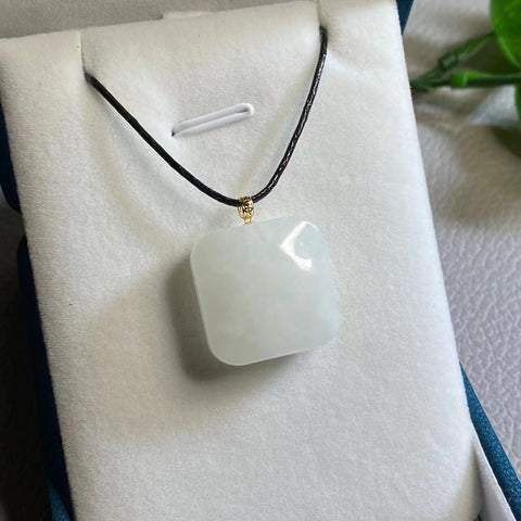 Gesper Liontin Tulang Kubus Gula Giok Hotan Alami 925 Perak Ukuran 20 * 20 * 9.8mm Termasuk Pajak Pengiriman