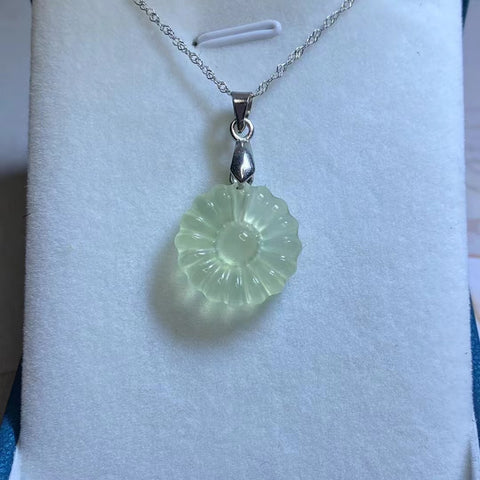 Liontin Es Giok Giok Cui Alami Transparan 925 Tatahan Perak Ukuran 17.5mm Sudah termasuk pajak pengiriman.