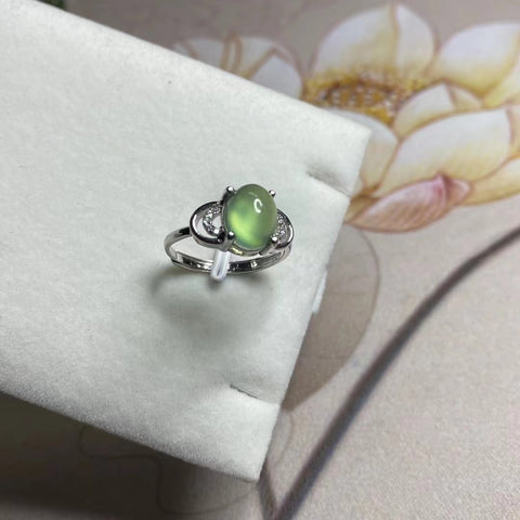 Cincin wanita dari perak 925 dengan bezel yang dapat disesuaikan ukurannya 8 * 10mm termasuk ongkos kirim dan pajak.