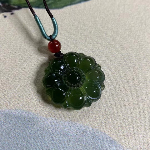 Giok Halus 180 Liontin Dua Sisi Ukuran 28 * 8,5 mm Sudah termasuk pajak pengiriman.