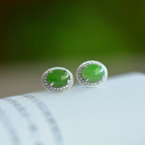 Anting-anting Giok Jasper Hetian Giok Alami 925 Perak Bertatahkan Gaya Pengerjaan Giok Halus Sederhana dan Murah Hati Ukuran 6 * 8mm Sudah Termasuk Pajak Pengiriman