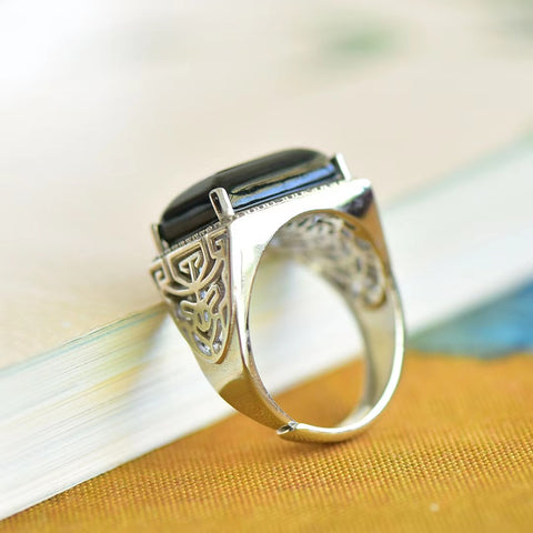925 Sterling Silver Bertatahkan Hetian Jade Bertinta Giok Bertinta Giok Persegi Panjang Drum Cincin Pria / Wanita Perak 💍👉 Giok Gaya Baru dan Unik Hangat dan Halus, Menarik Perhatian dan Menarik untuk Dipakai Termasuk Pengiriman dan Pajak.