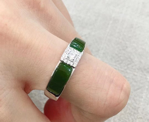 Hotan Jade Jasper Ring 925 Silver Setting Ukuran 4 * 10mm Giok bersih dan halus Dapat digunakan sebagai cincin pasangan Pengiriman dan pajak sudah termasuk.