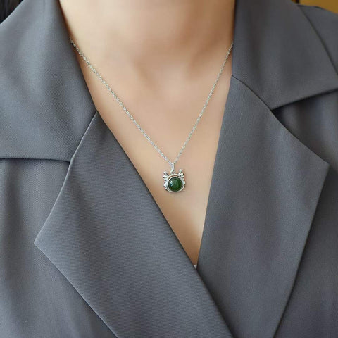 925 Perak dengan Kalung Naga Telur Hotan Jasper Ukuran 8 * 8👉Gading dengan gaya baru dan unik yang hangat dan halus, menarik perhatian dan cerah!