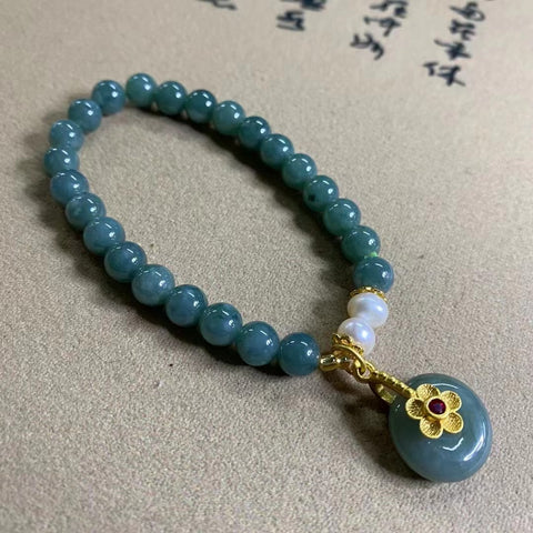 Gelang batu giok alami dengan aksesoris cantik Ukuran 7mm Sudah termasuk pajak pengiriman.