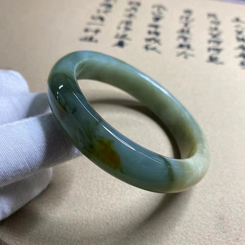 Gelang Giok Batu Giok Bunga Cui Giok Alami Ukuran 59-61mm Lebar Sisi 14.5mm Batu giok terbentuk secara alami dan polanya acak Sudah termasuk ongkos kirim dan pajak.