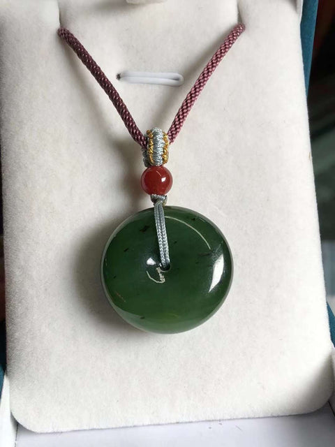 Jasper Jasper Spinach Green Peace Buckle, giok dengan tekstur halus, terstruktur rapat, bulat dan penuh makna: kedamaian dan ketenangan, mengharapkan kesuksesan, ukuran: 24,8 x 9,8 mm, sudah termasuk ongkos kirim dan pajak.