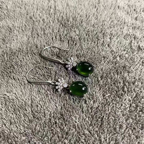 Anting Giok Halus dari Perak 925 Ukuran 7 * 8.7mm Termasuk Ongkos Kirim & Pajak