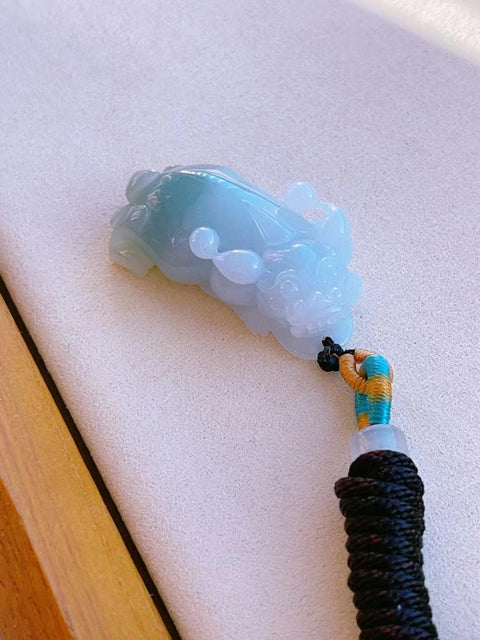 Jadeite Alami a-barang-barang Liontin Buddha Mudah Buatan tangan murni Tanpa inklusi Tanpa retakan Ukuran 38 * 18.1mm Tebal 13.9mm Termasuk Pajak Pengiriman
