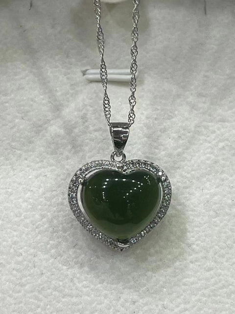 Liontin Perak Cinta Giok Cui Jade Ukuran: 14mm x 12.8mm Giok bersih, halus dan hangat.