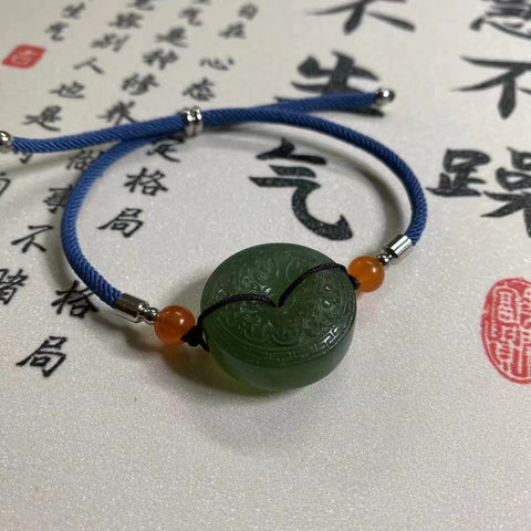 Gelang Giok Alami yang dapat disesuaikan dengan aksesori yang serasi dengan warna yang indah Ukuran 24 * 10mm Termasuk ongkos kirim dan pajak.