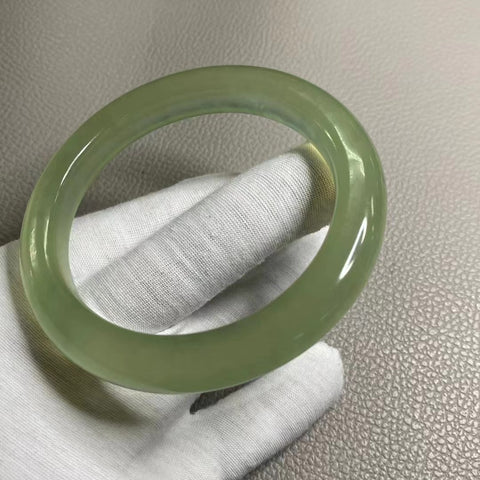 Gelang Hijau Es Giok Cui Giok Alami Ukuran 64-66mm Ukuran 65.3mm Lebar Sisi 12mm Giok terjadi secara alami Pola acak termasuk pajak pengiriman
