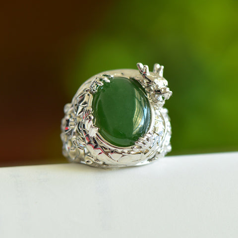 925 Perak dengan Cincin Naga Sisi Telur Hetian Jasper Batu gioknya halus dan hangat Gayanya baru dan apik, menyegarkan dan elegan Sudah termasuk pajak pengiriman