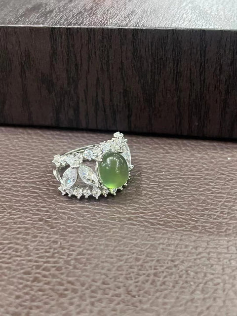 Cincin Giok Alami & set dalam 925 perak & dengan bezel yang dapat disesuaikan Ukuran 10 * 8mm & batu giok bersih dan gaya yang bagus Termasuk ongkos kirim dan pajak.