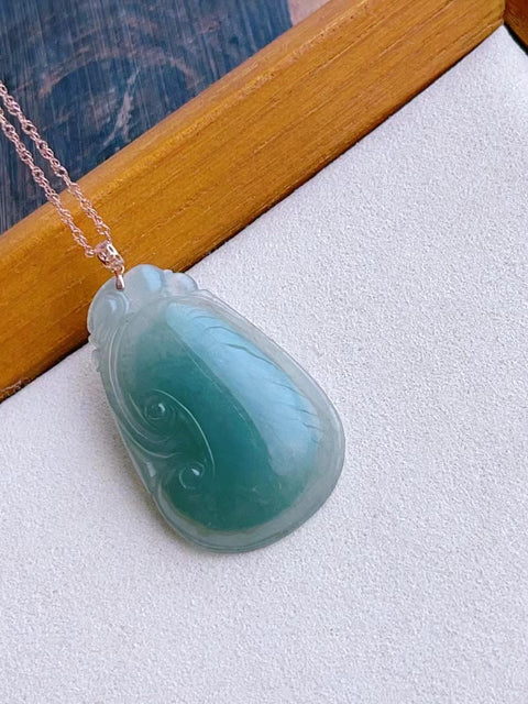 Kalung Ruyi Jenis Es Jadeite Alami Ukuran 38 * 24,5 mm Tebal 6,5 mm Tekstur halus dan hangat Sudah termasuk pajak pengiriman.