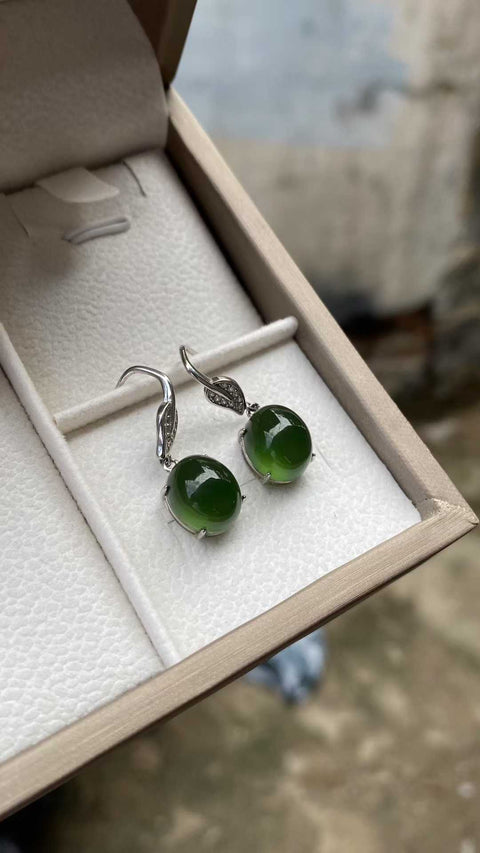 Bahan giok Xiuyan 180 yang indah - anting-anting, spesifikasi: 9✖️11mm perak 925, termasuk biaya pengiriman dan pajak