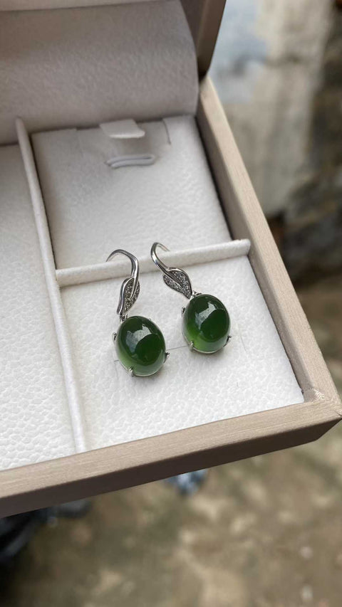 Bahan giok Xiuyan 180 yang indah - anting-anting, spesifikasi: 9✖️11mm perak 925, termasuk biaya pengiriman dan pajak