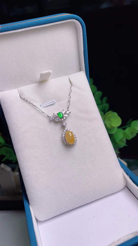 Kalung klavikula giok alami, bahan pit tua, dasar halus dan hangat, minyak ayam kuning yang indah, tatahan perak 925, batu lepas 9✖️6 termasuk pajak pengiriman