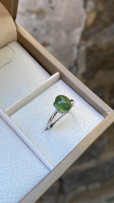 Cincin wanita bahan lama hijau penuh giok Xiuyan yang indah, ukuran cincin yang dapat disesuaikan: 7✖️9mm, termasuk biaya pengiriman dan pajak