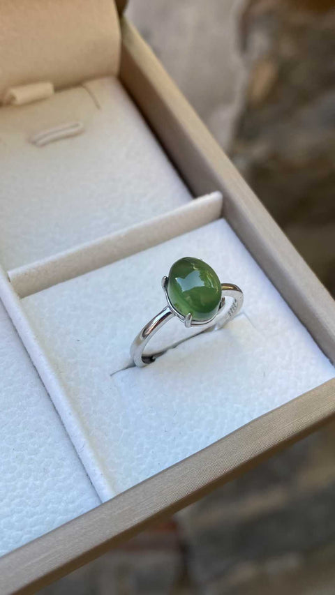 Cincin wanita bahan lama hijau penuh giok Xiuyan yang indah, ukuran cincin yang dapat disesuaikan: 7✖️9mm, termasuk biaya pengiriman dan pajak