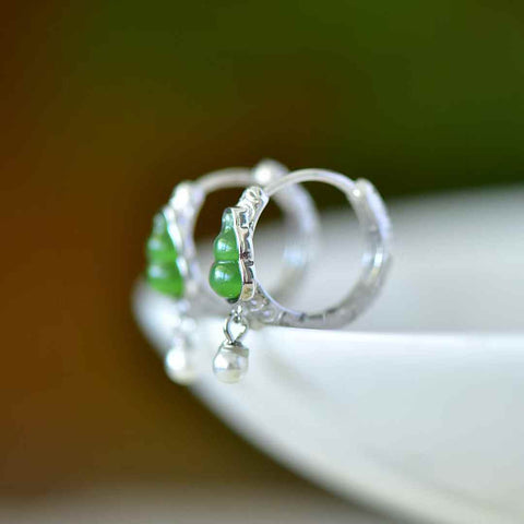 Anting perak polos 12426# 925 giok Hetian, jasper labu, mutiara, enamel. Gaya unik. Giok yang hangat dan halus. Efek pemakaian yang memikat. Harga terjangkau. Biaya kirim dan pajak sudah termasuk.