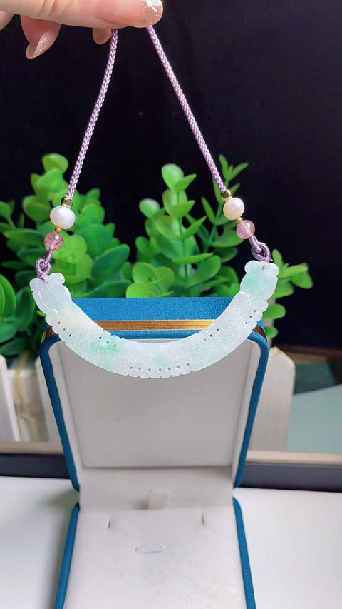 Kalung klavikula giok alami, bahan lubang tua, dasar halus dan hangat, ukiran indah, dingin dan transparan, spesifikasi 7.1✖️1.0 termasuk pajak pengiriman