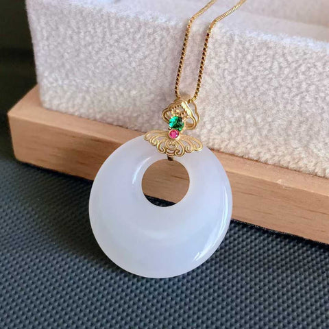 Liontin giok Hetian bertatahkan emas 💕 ~ emas 18k bersih dan menyegarkan + tatahan permata merah dan hijau, kualitas sempurna tanpa cacat, tubuh bagian atas yang indah, makna keberuntungan, ukuran 18mm termasuk pajak pengiriman