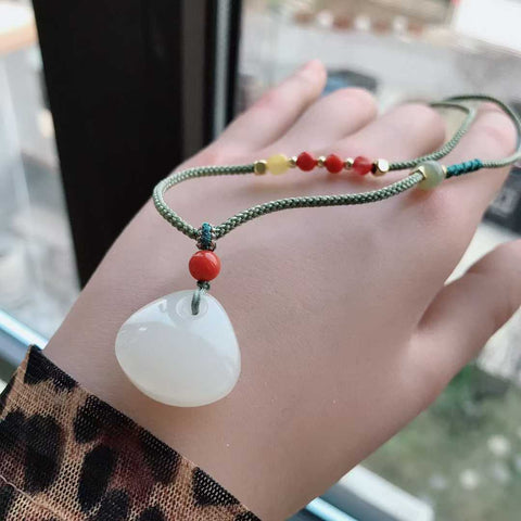 Giok Hetian 👍Tas Aman dan Berkah Mengunci Kebahagiaan🥰 Gioknya hangat dan halus dengan minyak penuh ✨Ukuran 19/21mm, tebal 10mm, sudah termasuk ongkos kirim dan pajak