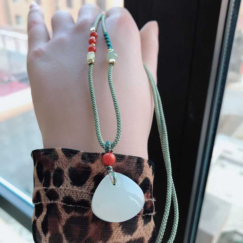 Giok Hetian 👍Tas Aman dan Berkah Mengunci Kebahagiaan🥰 Gioknya hangat dan halus dengan minyak penuh ✨Ukuran 19/21mm, tebal 10mm, sudah termasuk ongkos kirim dan pajak