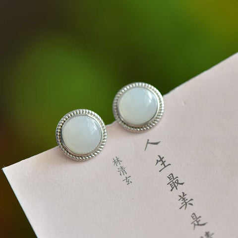 2426#925 perak bertatahkan giok Hetian berbentuk telur bulat anting perak polos, gioknya hangat dan halus, gayanya baru dan unik, termasuk ongkos kirim dan pajak