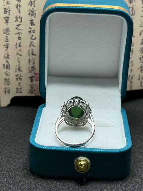 Cincin giok Xiuyan, 180 mm, bahan tambang tua, bertahtakan perak sterling 925. Ukuran sekitar 13,5 x 10 mm. Sudah termasuk ongkos kirim dan pajak.
