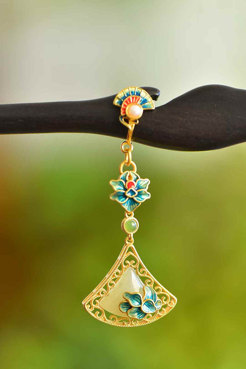 Gaun Giok Hetian Bertahtakan Perak 925 7856-6# dengan Desain Bunga dan Jepit Rambut Ebony 🌸 Desain unik dan baru, kualitas giok yang hangat dan halus, menarik perhatian dan memukau saat dikenakan. Biaya pengiriman dan pajak sudah termasuk.