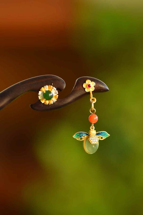 Jepit Rambut Cabochon Enamel Phoenix Ebony Giok Hetian Bertahtakan Perak 7816-4T#925 🌸 Desain baru dan unik, kualitas giok yang hangat dan halus, menarik perhatian dan memukau saat dikenakan. Biaya kirim dan pajak sudah termasuk.