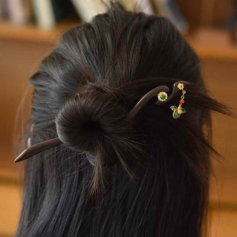 Jepit Rambut Cabochon Enamel Phoenix Ebony Giok Hetian Bertahtakan Perak 7816-4T#925 🌸 Desain baru dan unik, kualitas giok yang hangat dan halus, menarik perhatian dan memukau saat dikenakan. Biaya kirim dan pajak sudah termasuk.