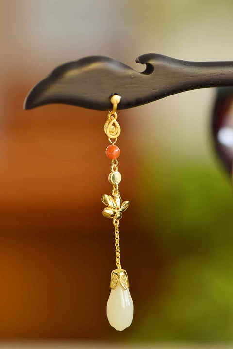 Jepit Rambut Giok Hetian Bertahtakan Perak 925, Bunga Magnolia, Awan Musim Panas, dan Ebony 7828-4# 🌸 Desain baru dan unik, kualitas giok yang hangat dan halus, menarik perhatian dan memukau saat dikenakan. Biaya pengiriman dan pajak sudah termasuk.